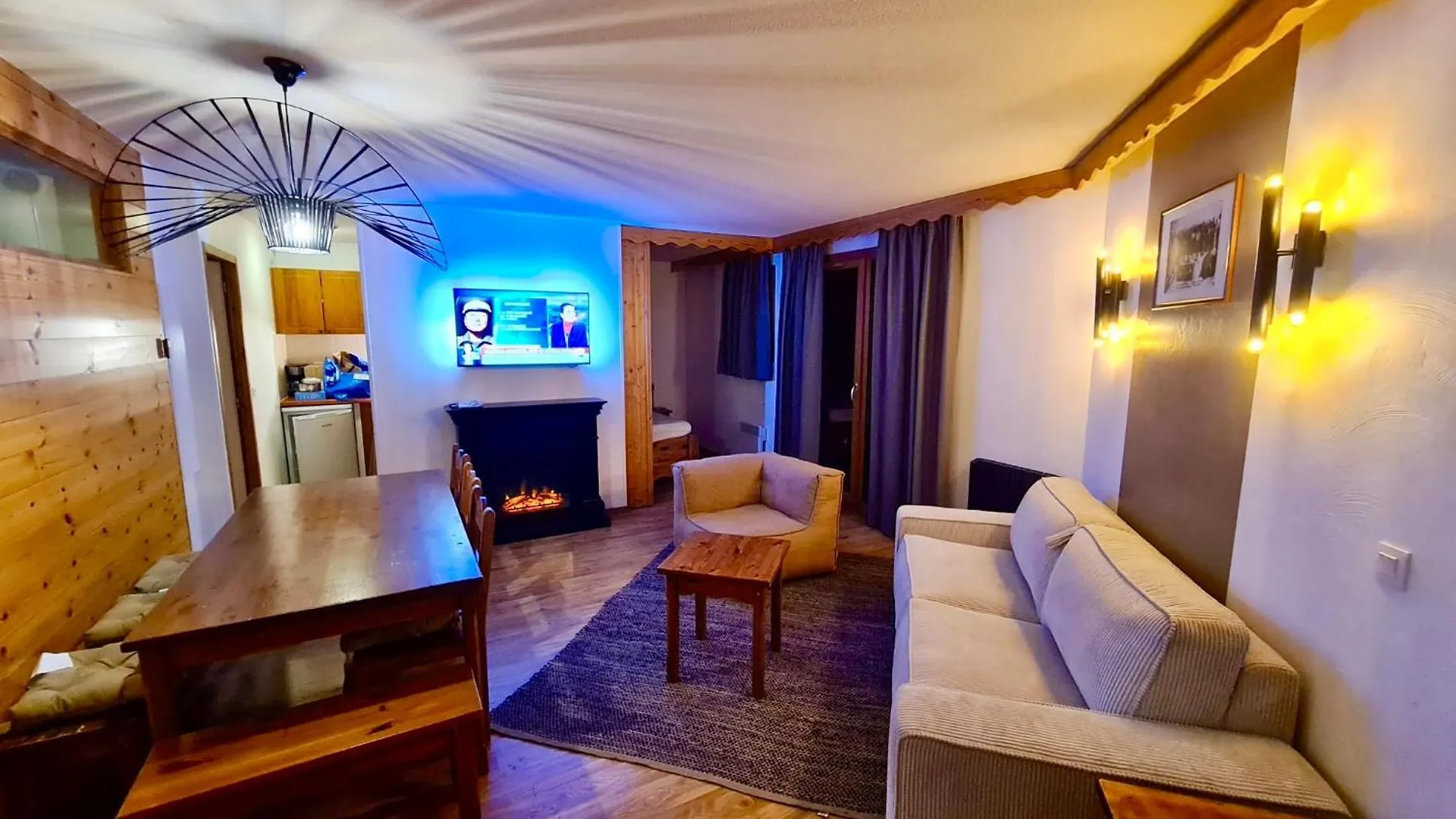 Centre Des Orres 1800 - Appartement 3 Chambres - 8 Personnes - Sud - Parking - Pres De 60M2 Hab Les Orres