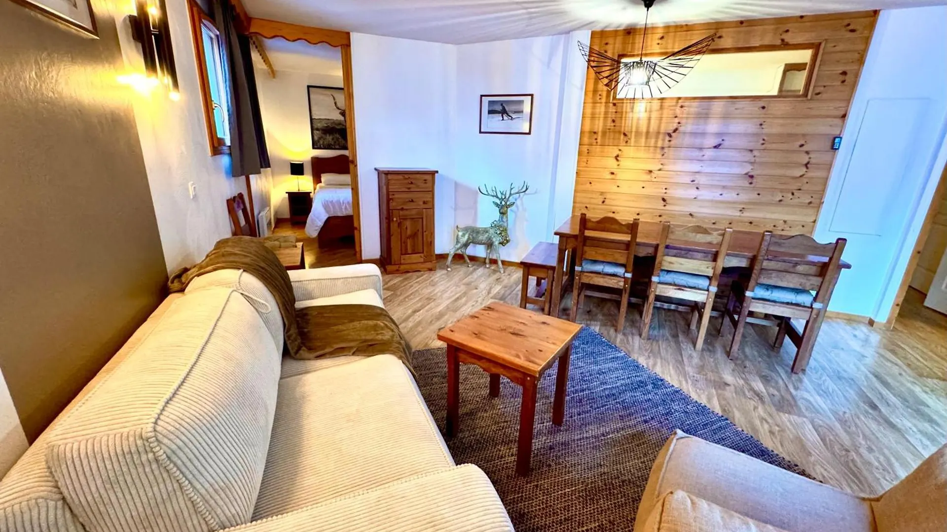 Centre Des Orres 1800 - Appartement 3 Chambres - 8 Personnes - Sud - Parking - Pres De 60M2 Hab Les Orres